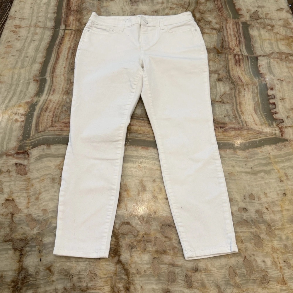 St. John's Bay Women's White Skinny Leg‎ Jeans Size 12 (See Measurements)